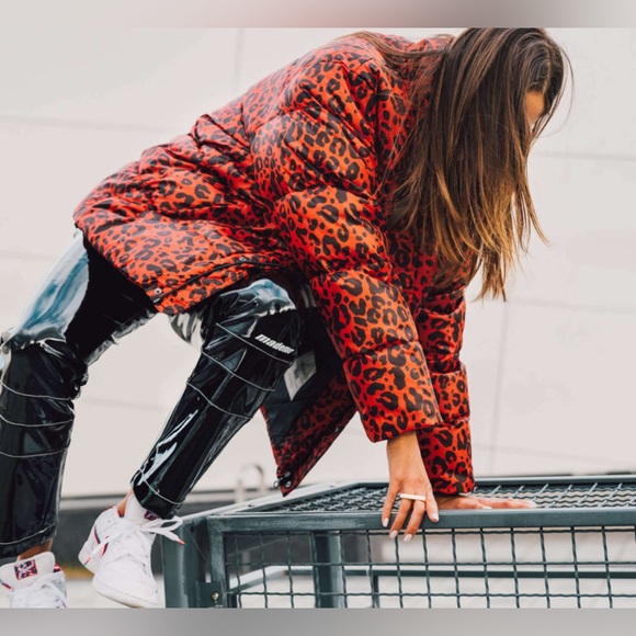 Carhartt WIP Deming Red Panther Puffer Jacket (NWT) - Picture 4 of 9